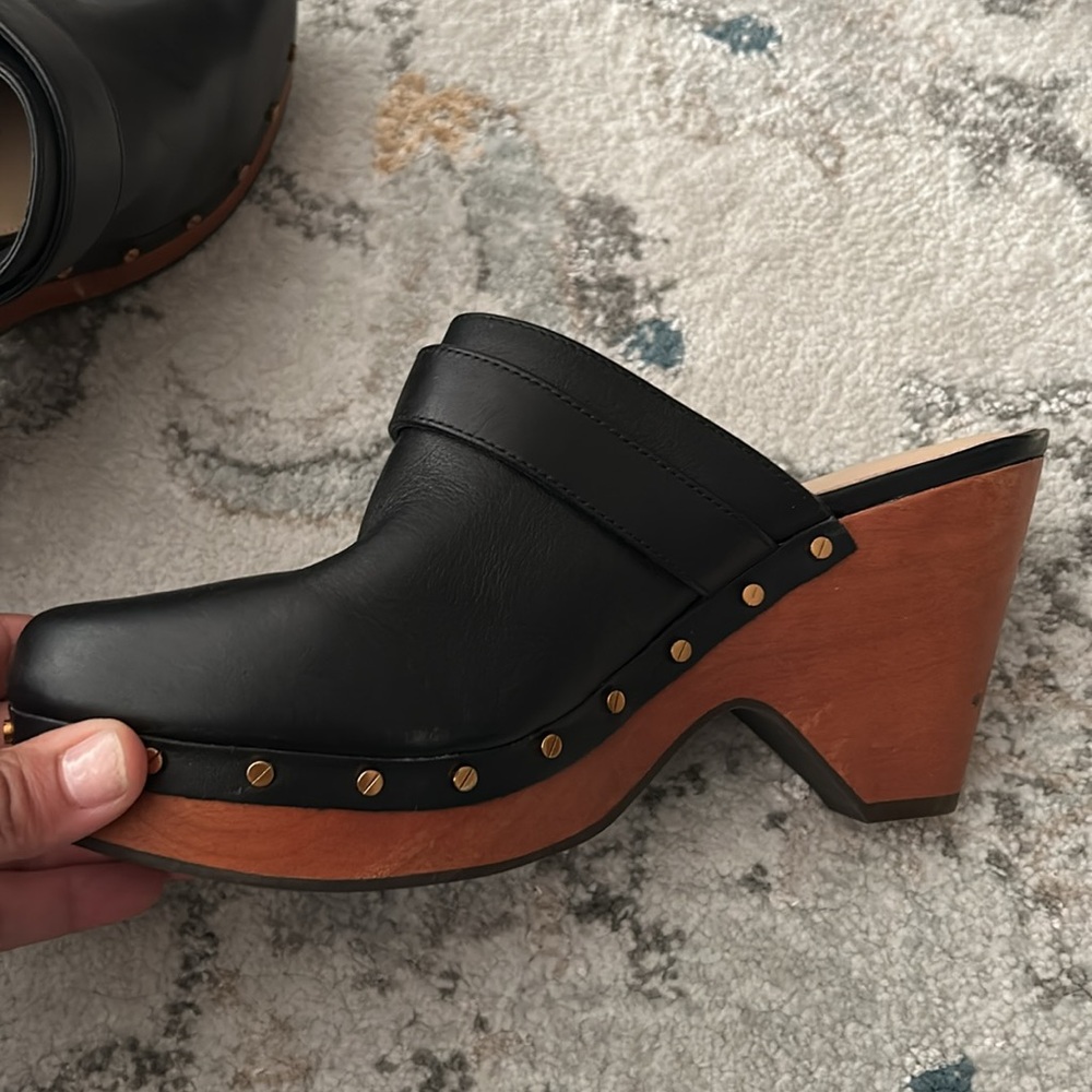 Veronica Beard Black and Brown Mules with Gold Accents - Picture 7 of 16